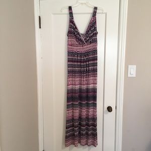 Loveappella Maxi Dress